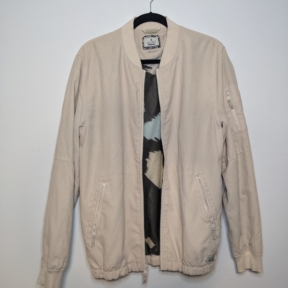 Bomber Jacket - Picture 1 of 3